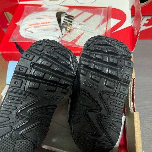 OFF-WHITE Nike Air Max 90 (TD) 3c - Picture 6 of 7